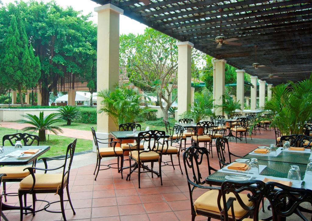 Grand Coloane Resort Macau Exterior photo The restaurant at the hotel