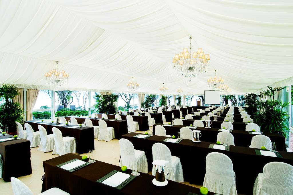 Grand Coloane Resort Macau Exterior photo The tent at the Four Seasons Hotel