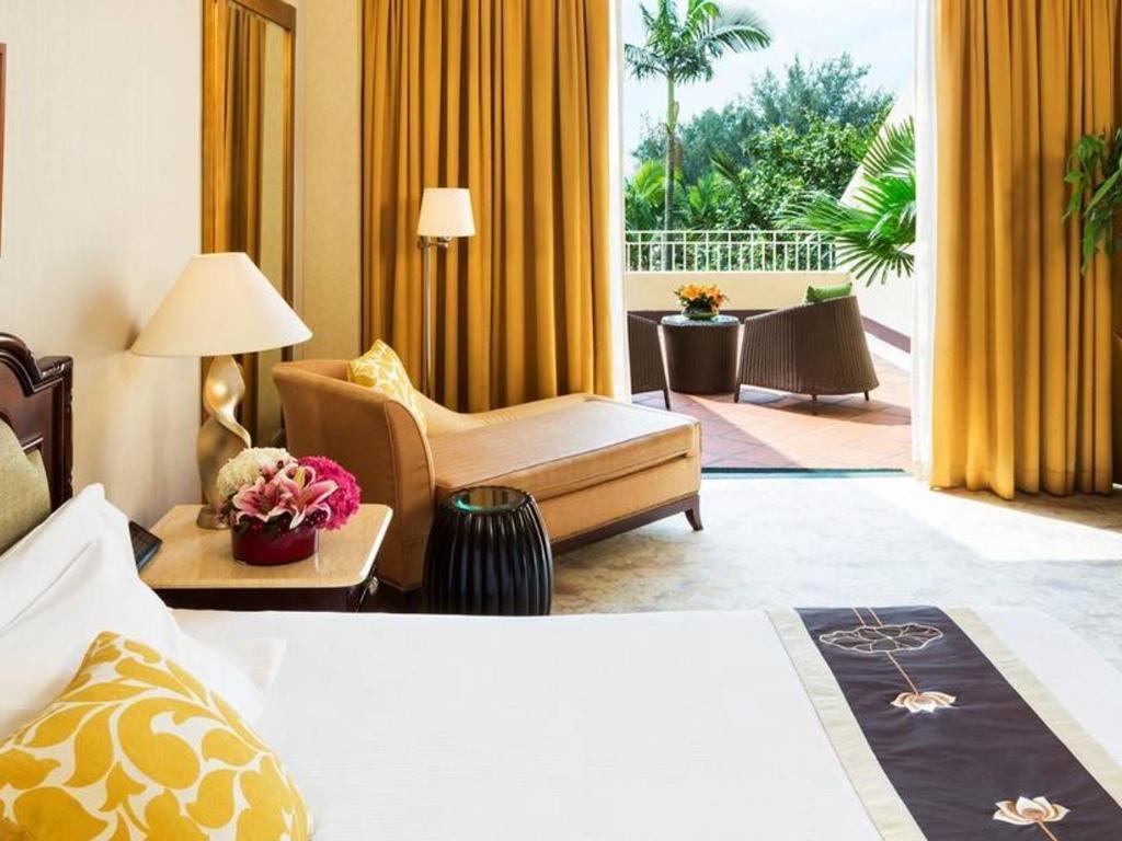 Grand Coloane Resort Macau Exterior photo Deluxe Room