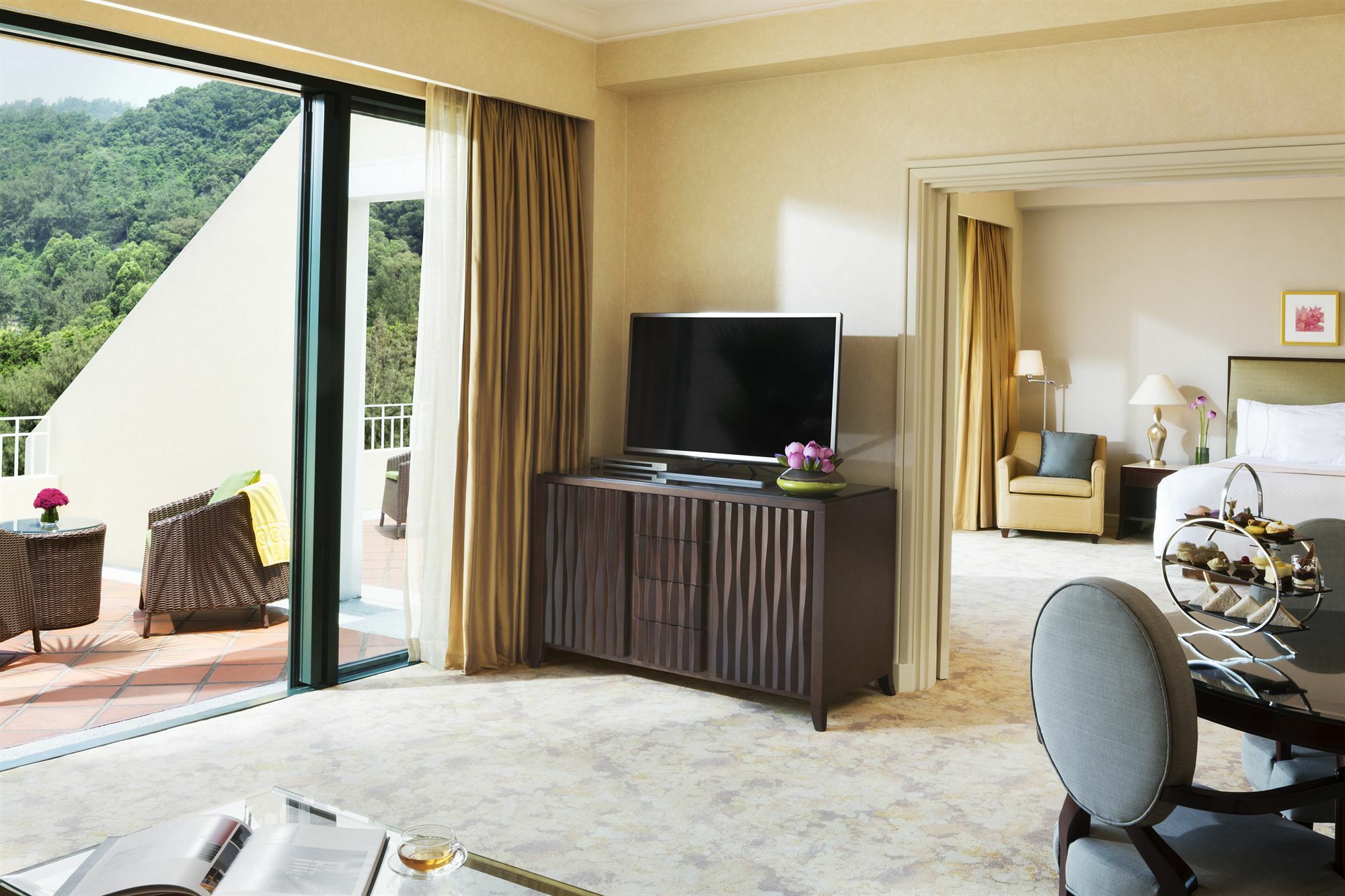 Grand Coloane Resort Macau Exterior photo A television set
